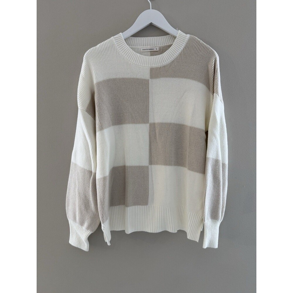 Moon & Madison White and Brown Checkered Sweater - Small